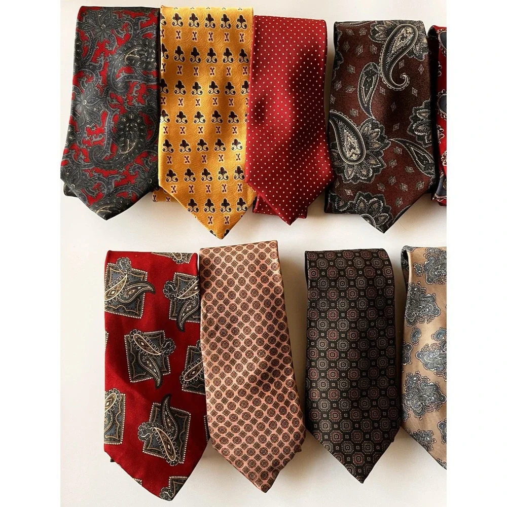 Vintage Men's SILK Ties Lot Of 20 - Classic Paisley Geometric Polka Dot Variety